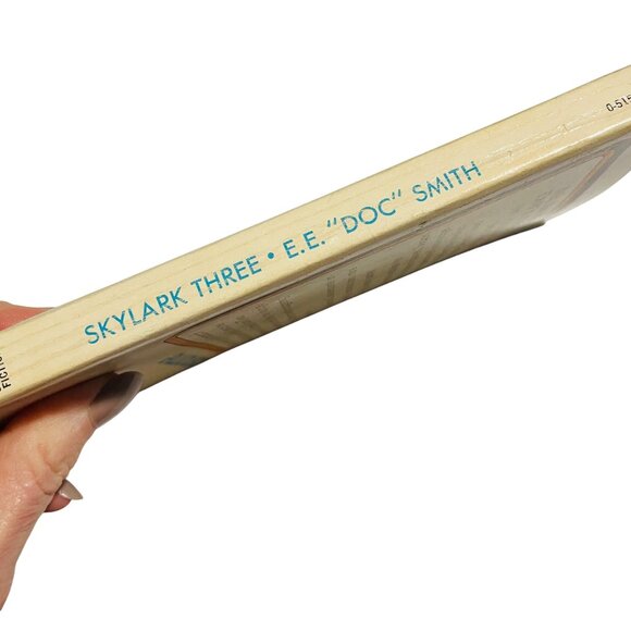 E.E. Doc Smith Skylark Three Paperback Book Sci-Fi Novel Pyramid Book 1974 - Picture 2 of 6